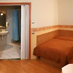 Eben 3*
